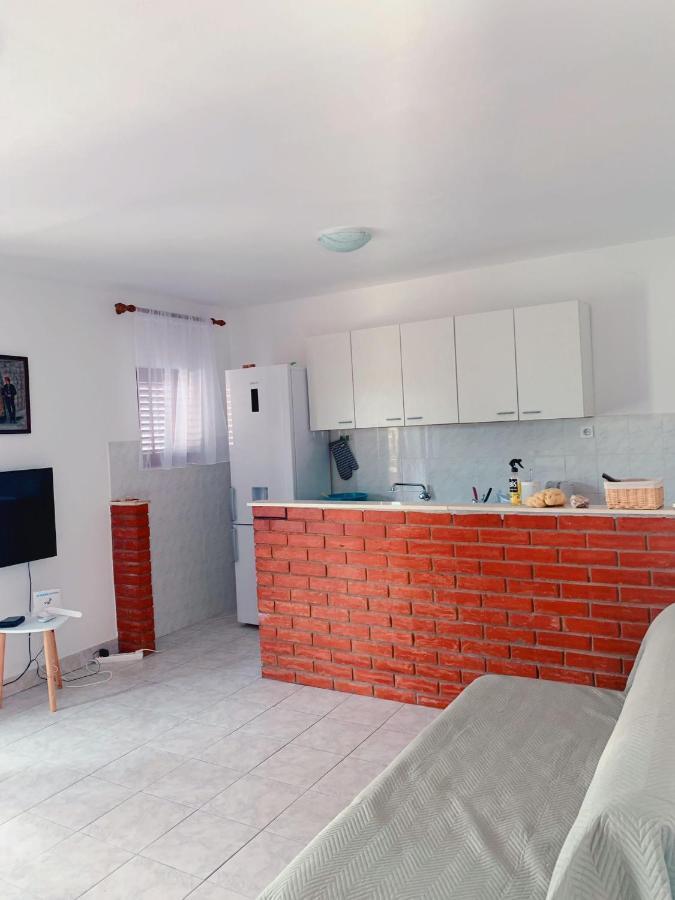 Apartman Vranjica Voluja Exteriör bild